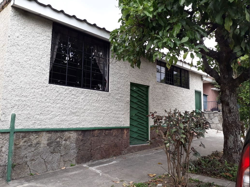 Scholarship house in San Salvador for students from communities